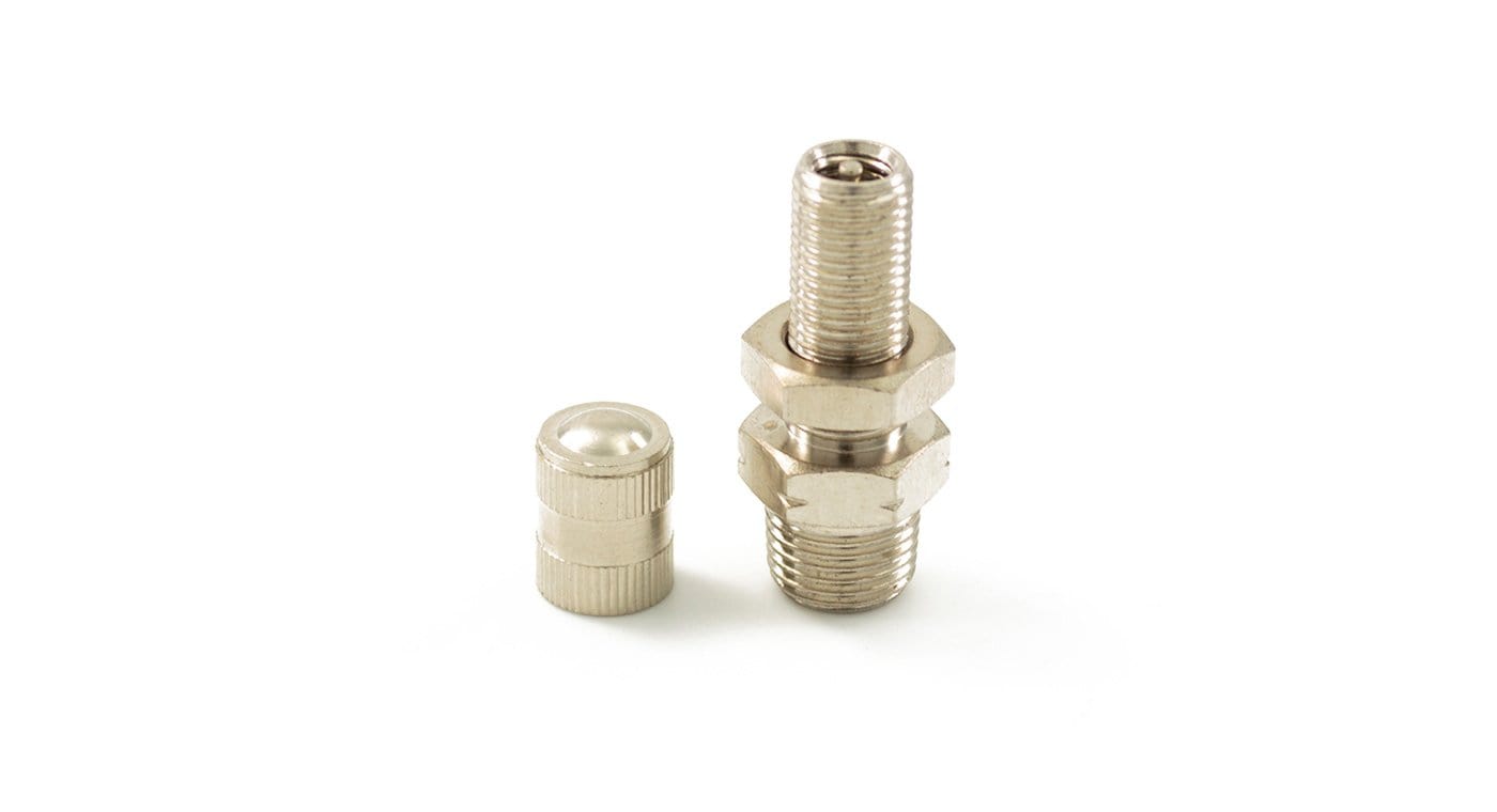 1/8" NPT Schrader Valve